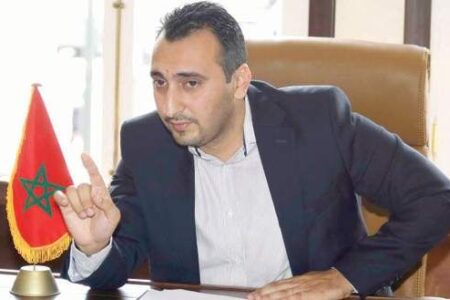 إسحاق شارية يدعو للتحقيق في ادعاءات التحرش بأستاذات متعاقدات