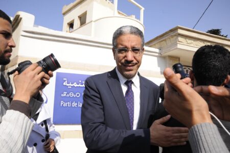 الرباح يعلن الثورة على رئيس الحكومة ويرشح نفسه لقيادة حزب العدالة والتنمية في الانتخابات القادمة