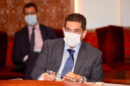وزارة التربية الوطنية تنفي خبر تلقي أمزازي للتعويضات مالية مقابل عضويته في مجلس أمناء جامعة محمد الخامس