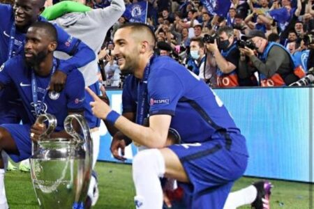 تتويج زياش يمنح المغرب رقما استثنائيا
