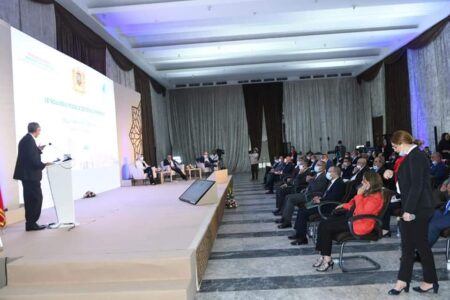 اللجنة الخاصة بالنموذج التنموي تعرض خلاصات التقرير أمام رئيس جهة الرباط سلا القنيطرة