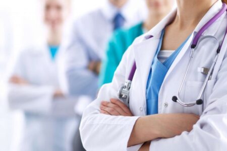 المصادقة على مشروع قانون مزاولة الطب من طرف النواب