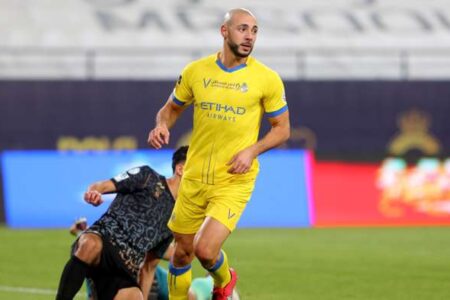 أمرابط يرغب فى البقاء مع النصر لمدة 6 أشهر