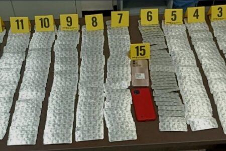 اعتقال امرأتين لتورطهما في حيازة أقراص مخدرة