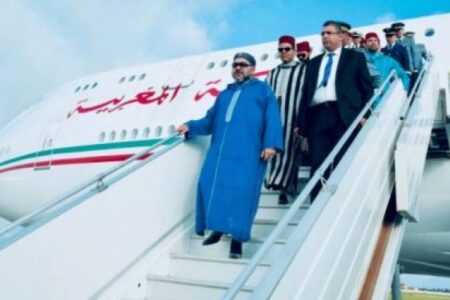 جلالة الملك يحل بالديار الغابونية في زيارة خاصة