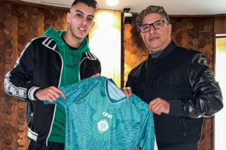 زكرياء الوردي  بين أحضان فريق الرجاء البيضاوي من جديد..
