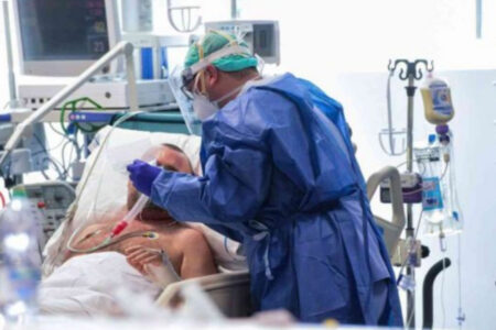 صراع محموم بين الأطباء المغاربة على رئاسة الهيئة العليا للصحة