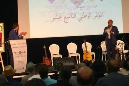 يهدد “اتحاد كتاب المغرب” بمقاضاة رئيسه بسبب بلاغات يصدرها باسم المكتب التنفيذي