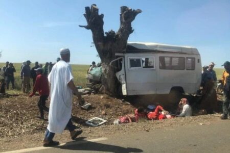 حادث أودى بحياة 9 عاملات بالخميسات يجدد التساؤلات حول مدى مراقبة وسائل نقل العمال الفلاحيين