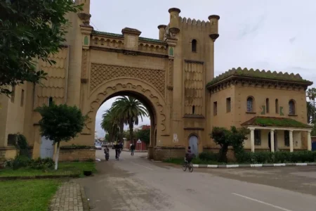 اتهامات بالتزوير تصل مكتب عامل العرائش