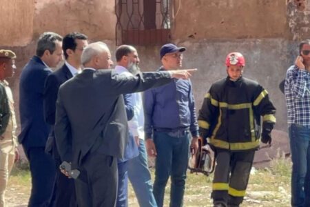 بين الخوف والأمل: سكان ينجون من الفاجعة في حادث انهيار مروع