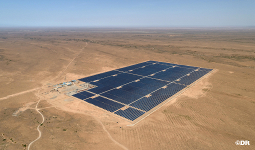 المغرب يطلق أشغال برنامج نور أطلس للطاقة الشمسية بقدرة 305 ميغاواط